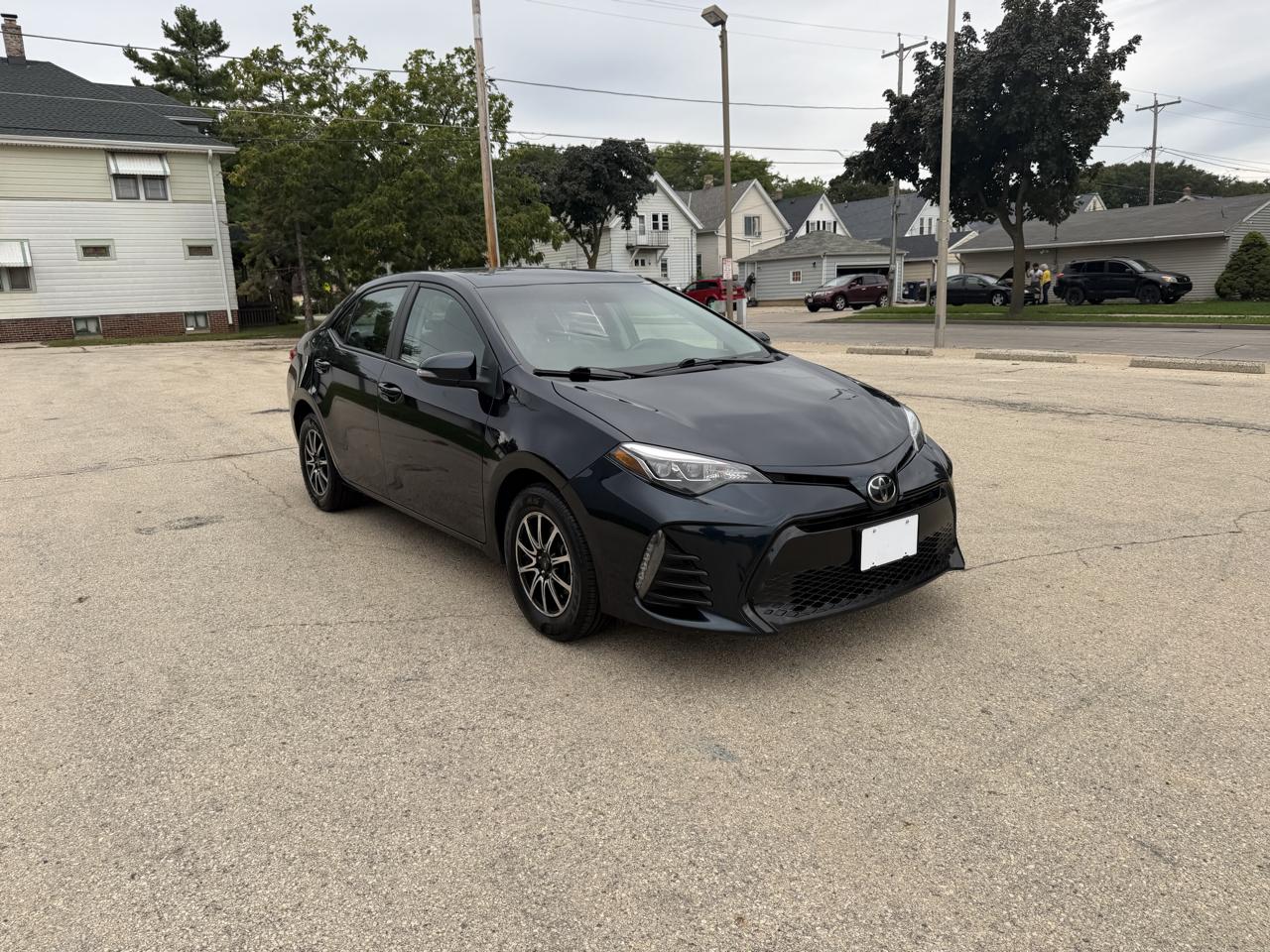 Toyota Corolla XLE CVT 2019