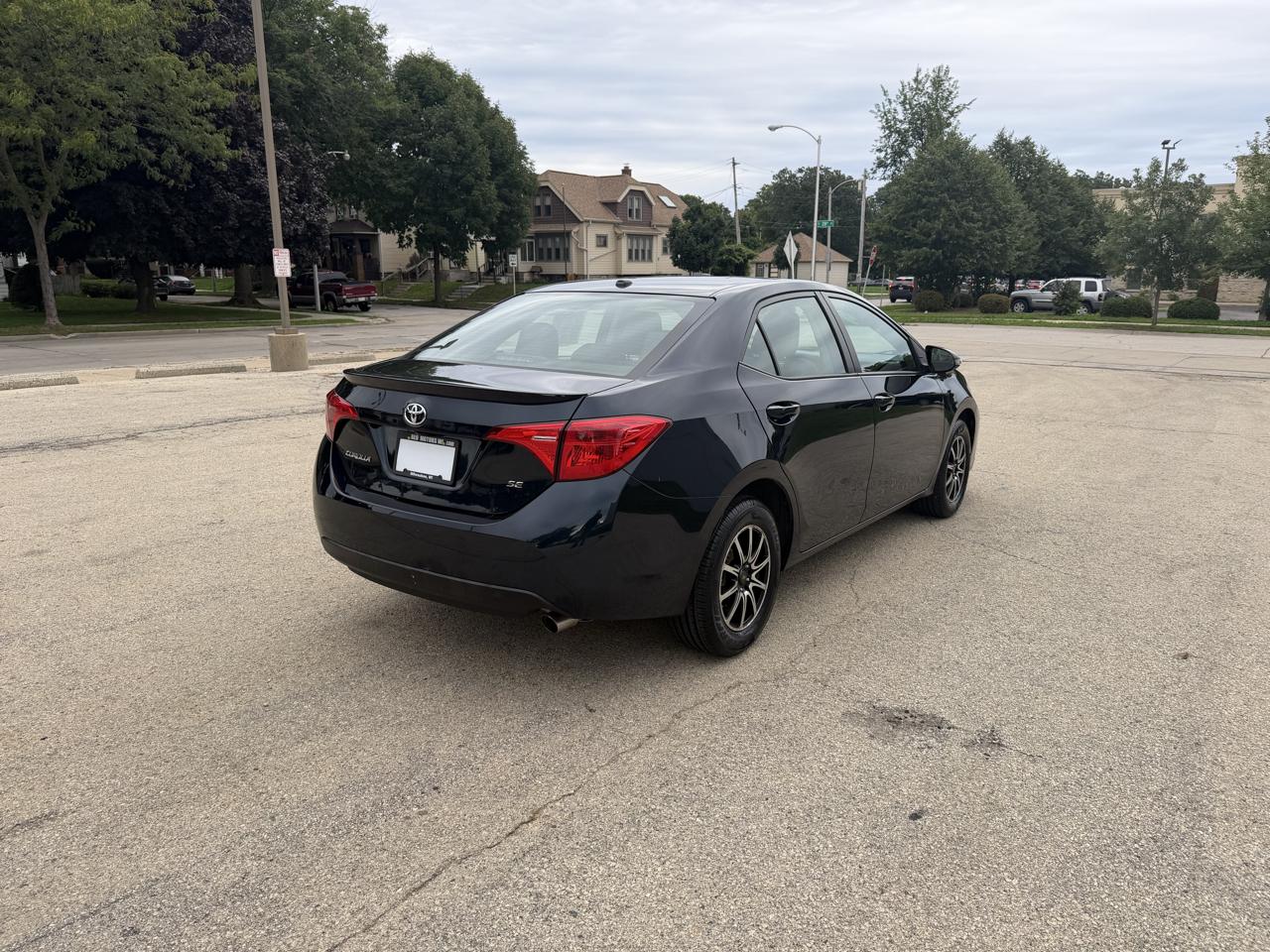 Toyota Corolla XLE CVT 2019