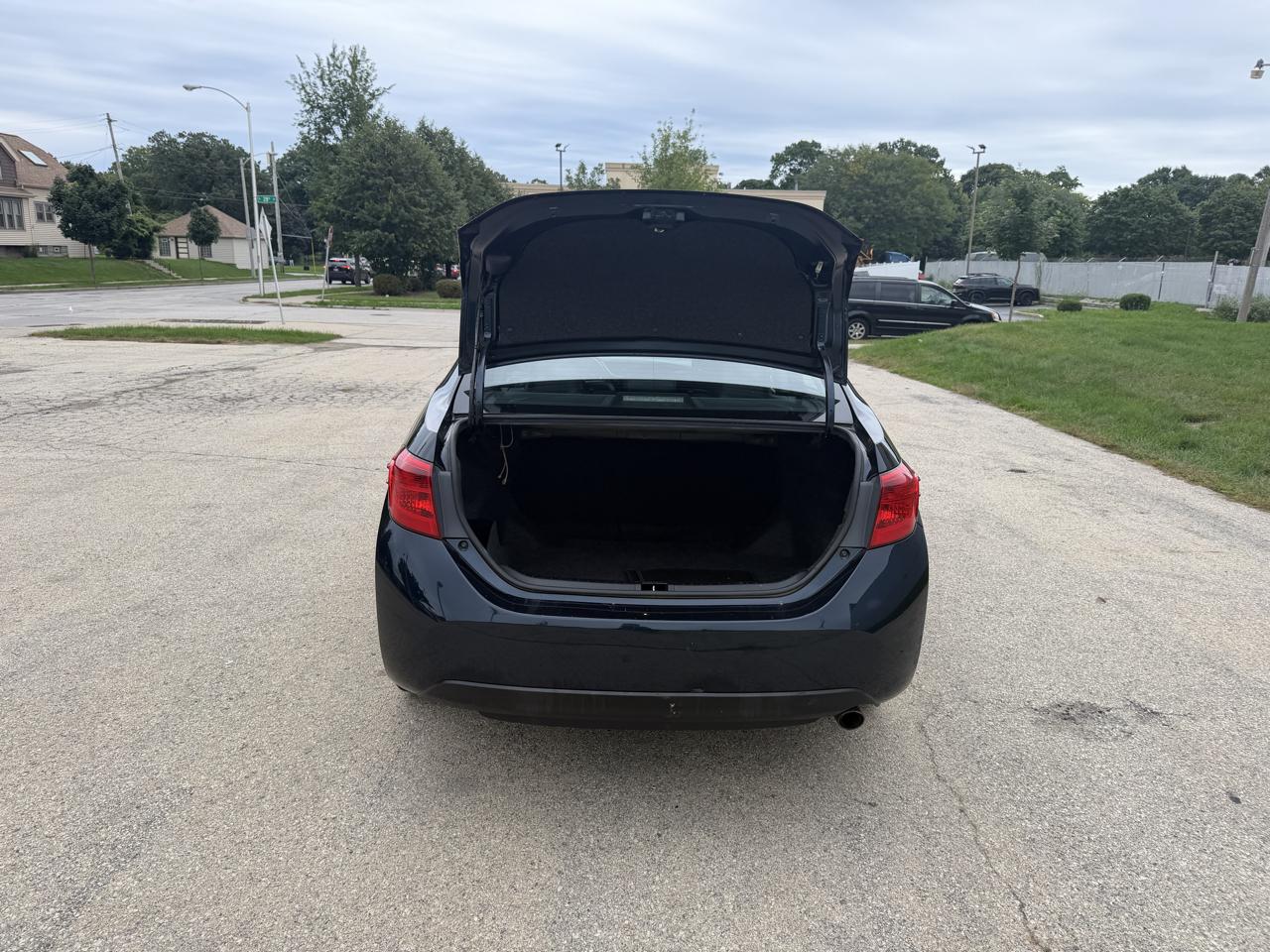 Toyota Corolla XLE CVT 2019