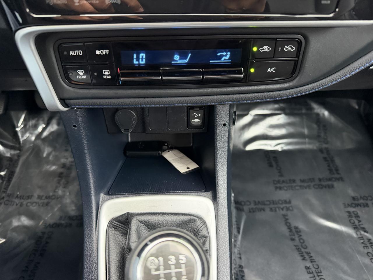 Toyota Corolla XLE CVT 2019