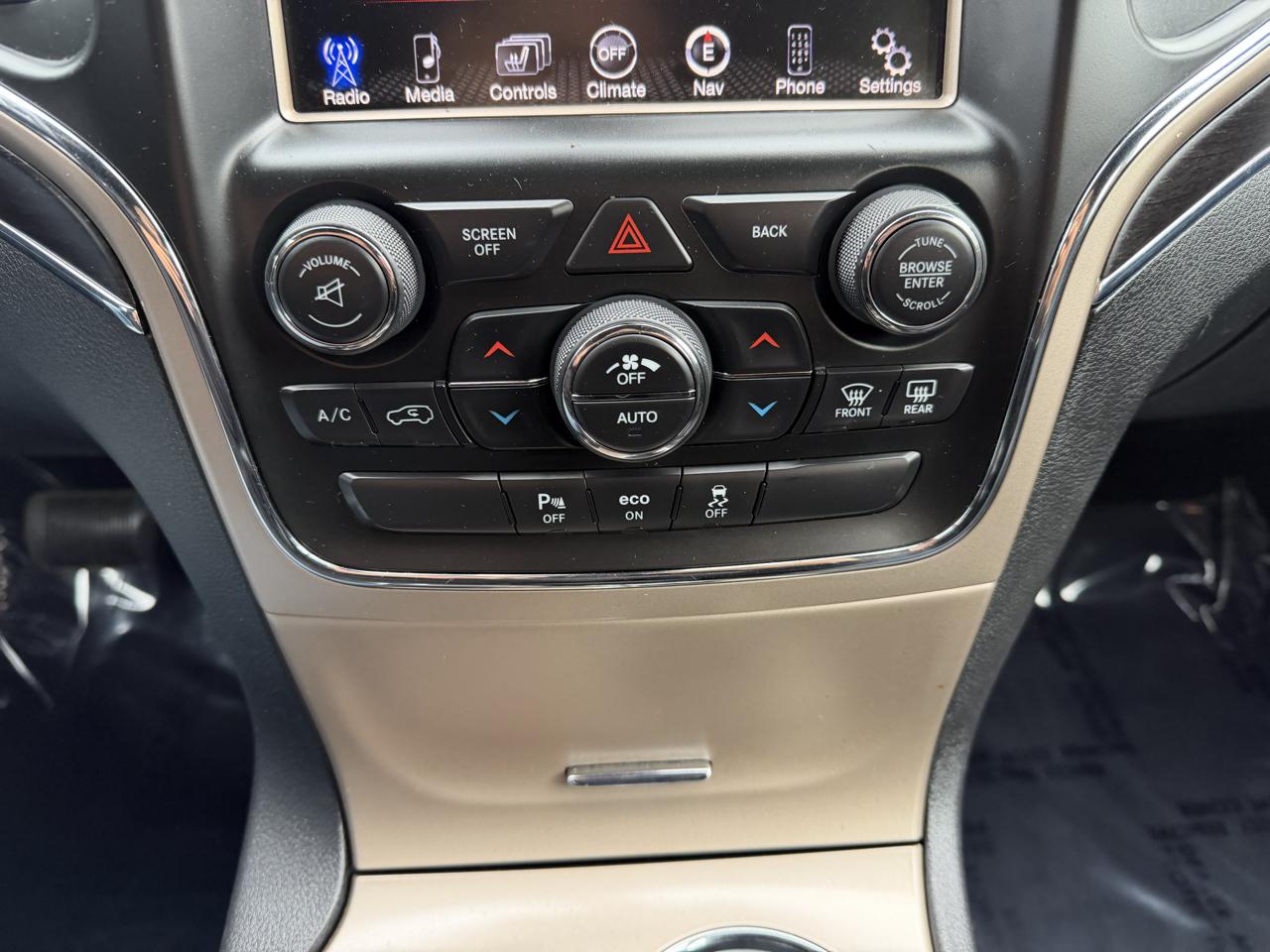Jeep Grand Cherokee Limited 4WD 2015