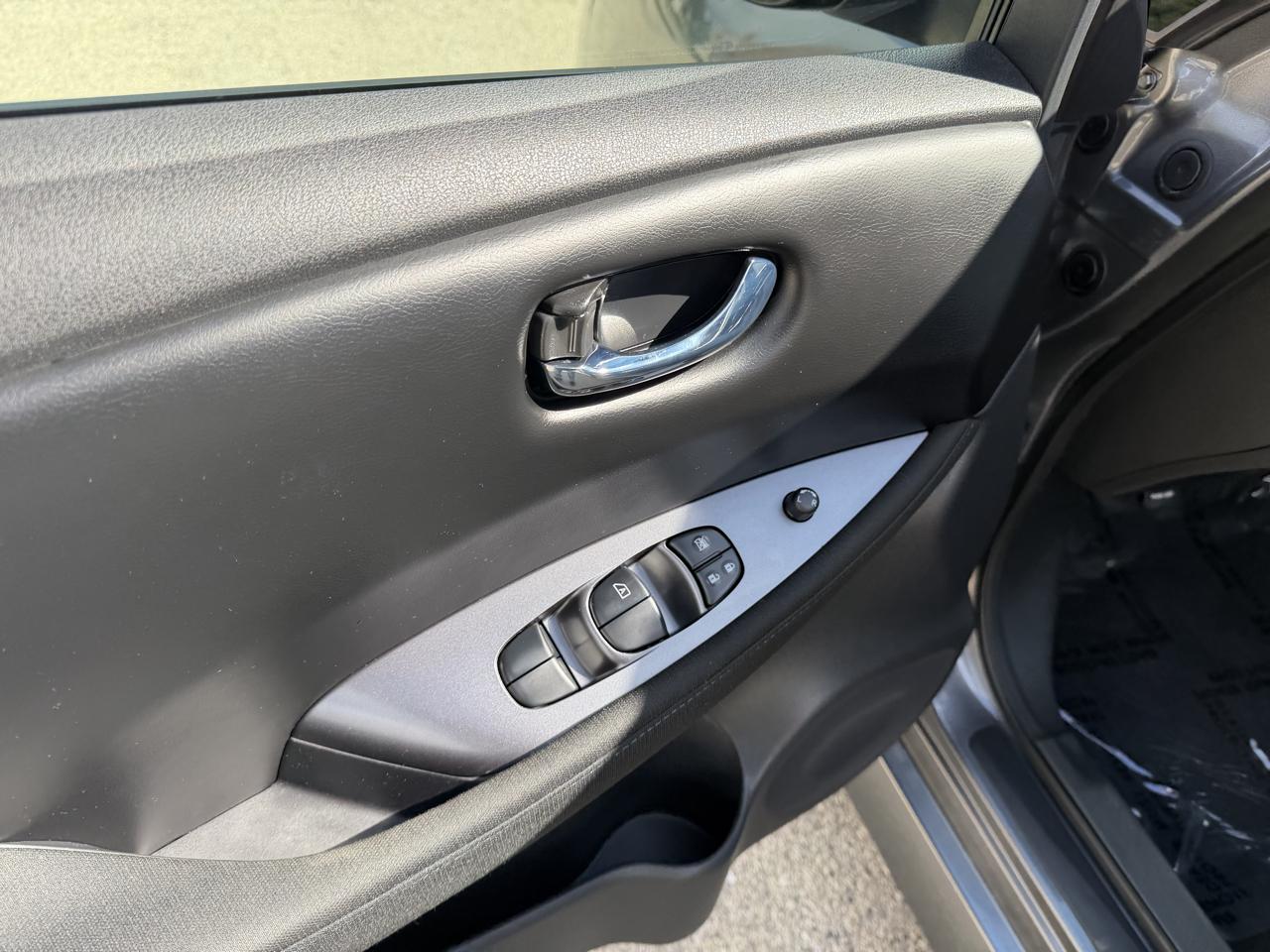 Nissan Leaf S 2025