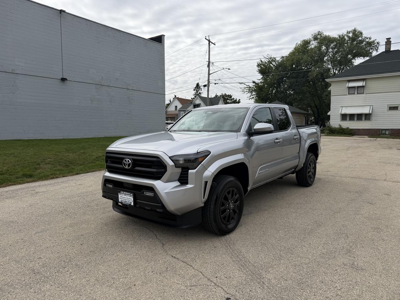 Toyota Tacoma SR5 2024