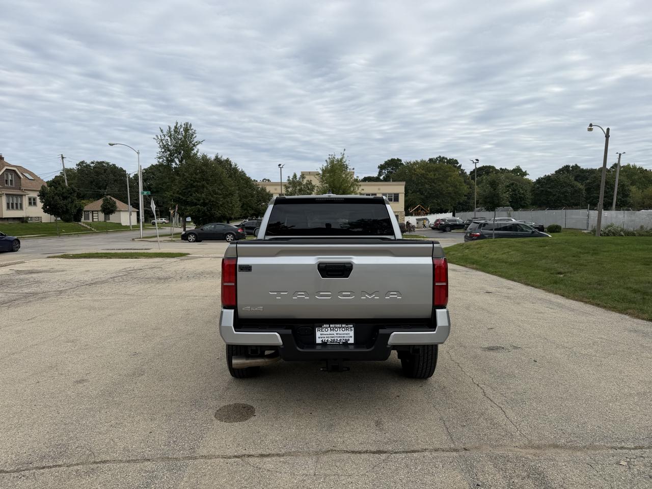 Toyota Tacoma SR5 2024