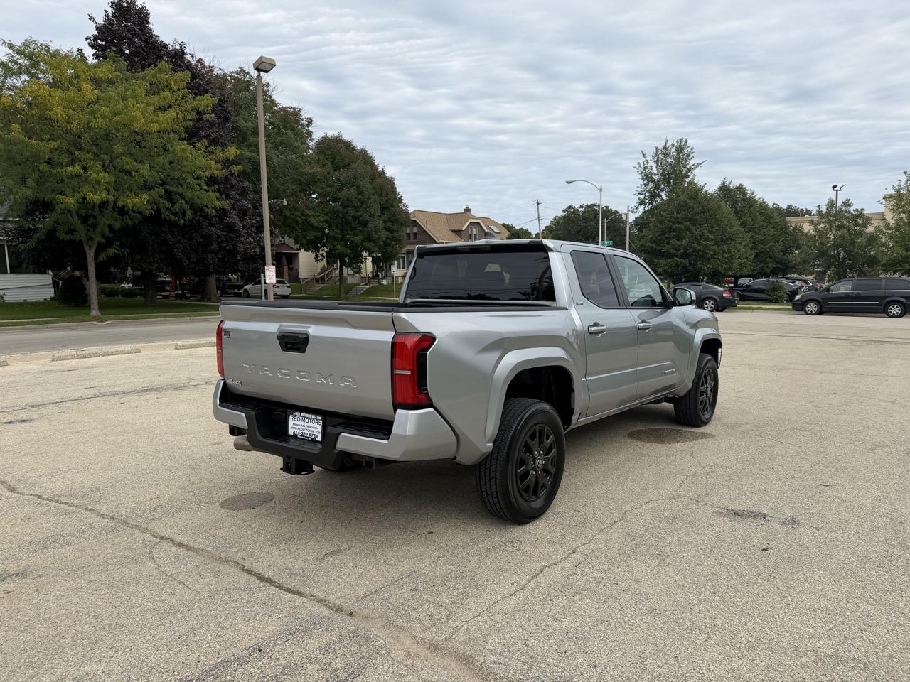 Toyota Tacoma SR5 2024