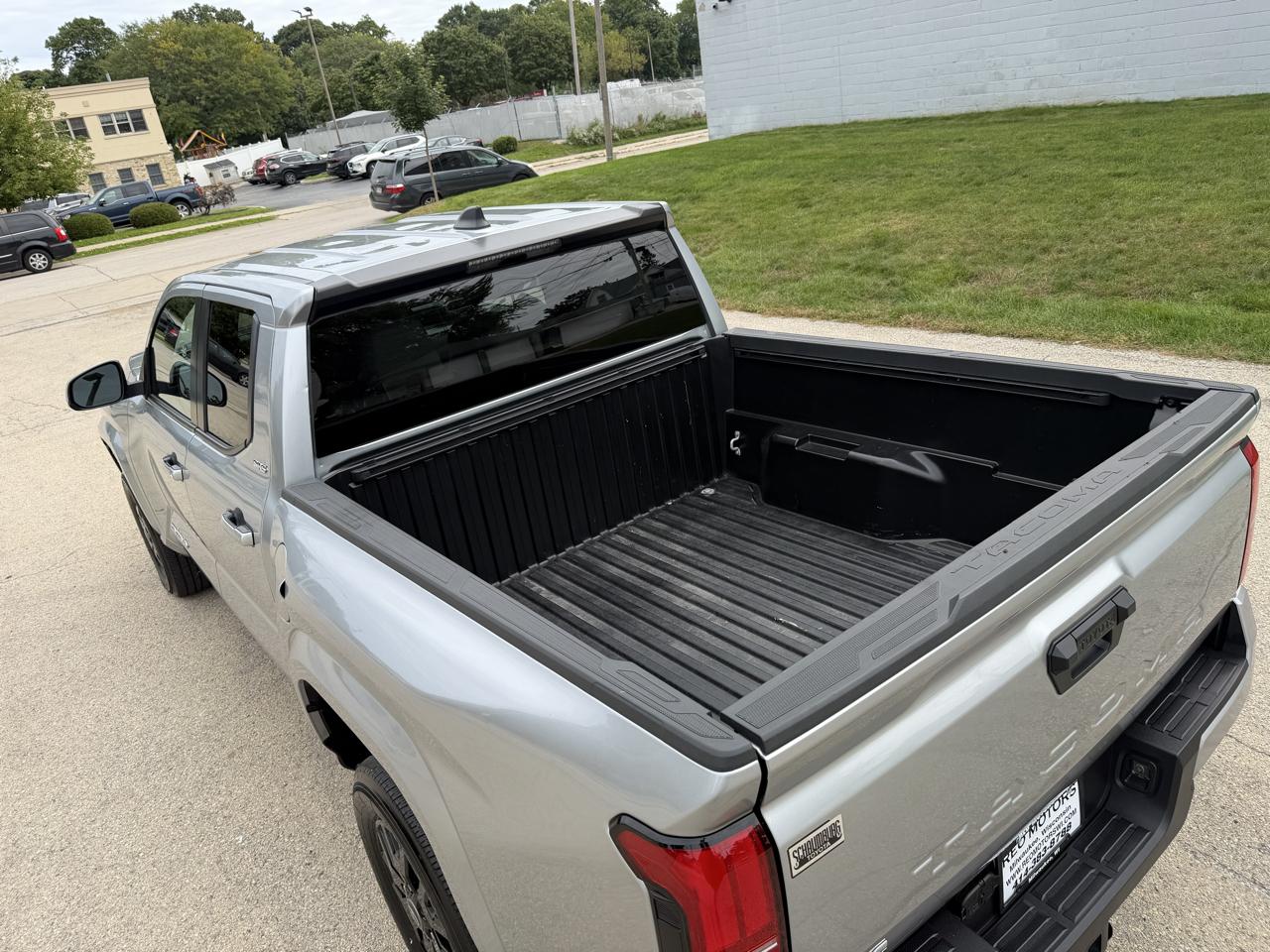 Toyota Tacoma SR5 2024