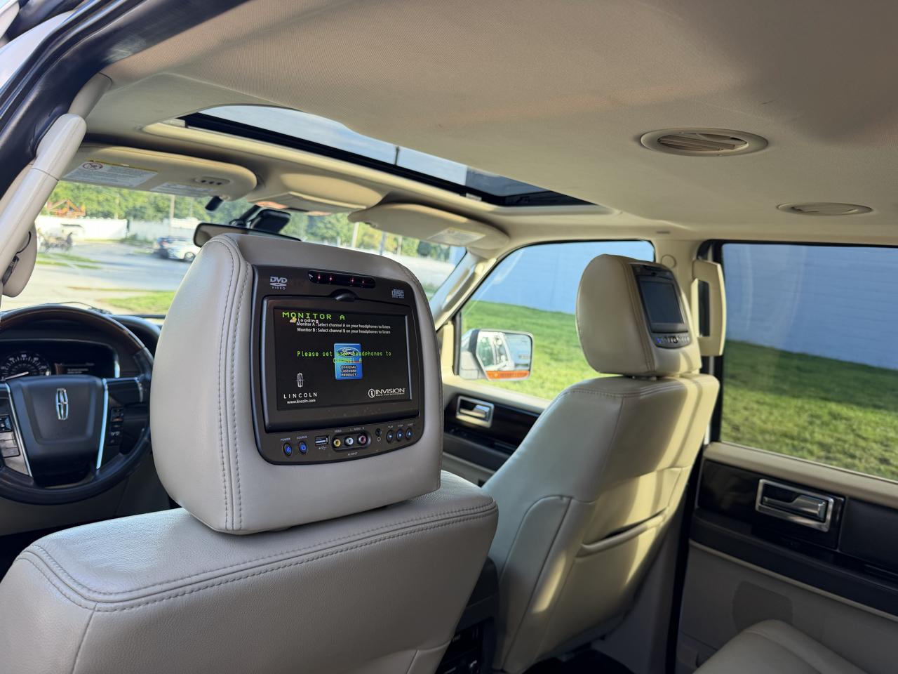 Lincoln Navigator 4WD 2015