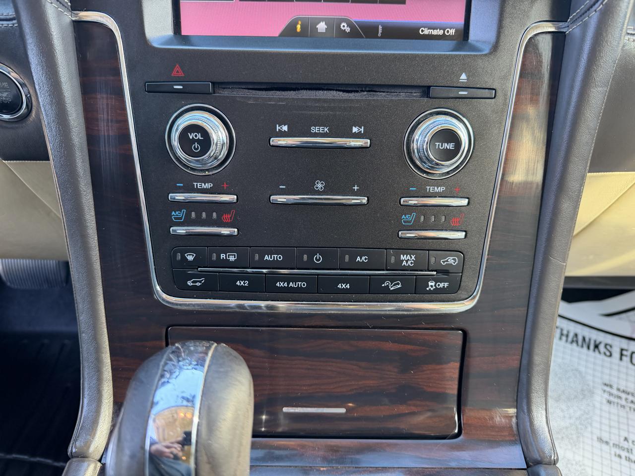 Lincoln Navigator 4WD 2015