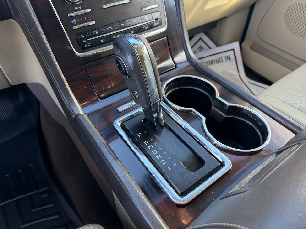 Lincoln Navigator 4WD 2015