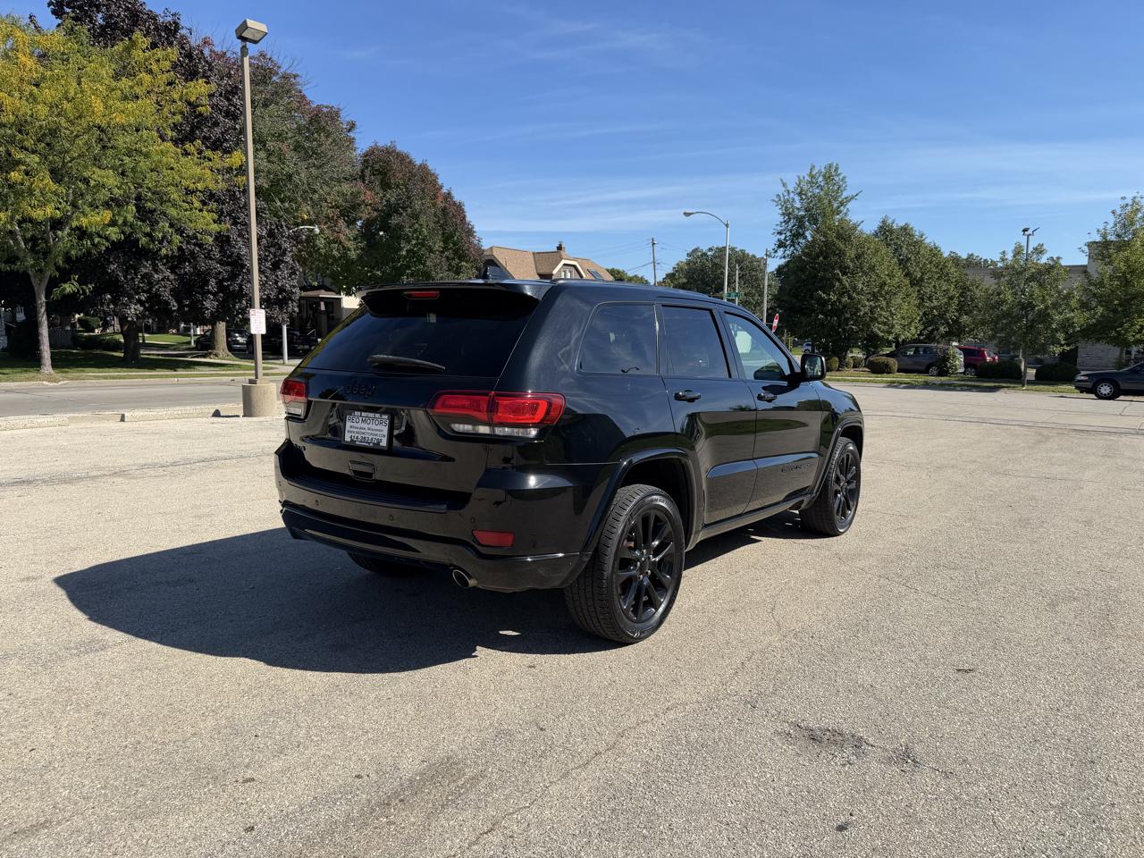 Jeep Grand Cherokee Laredo 4WD 2020