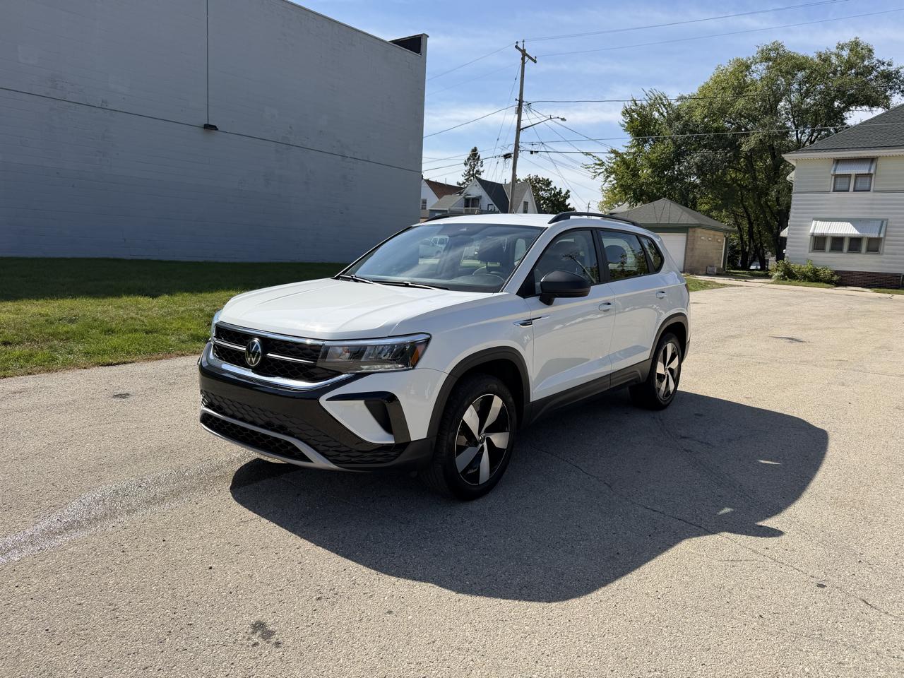 Volkswagen Taos S 2023