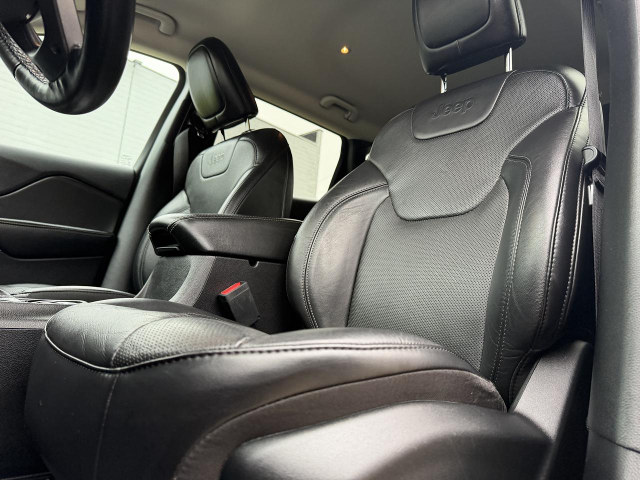 Jeep Cherokee Limited 4WD 2020