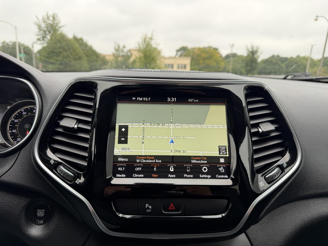 Jeep Cherokee Limited 4WD 2020