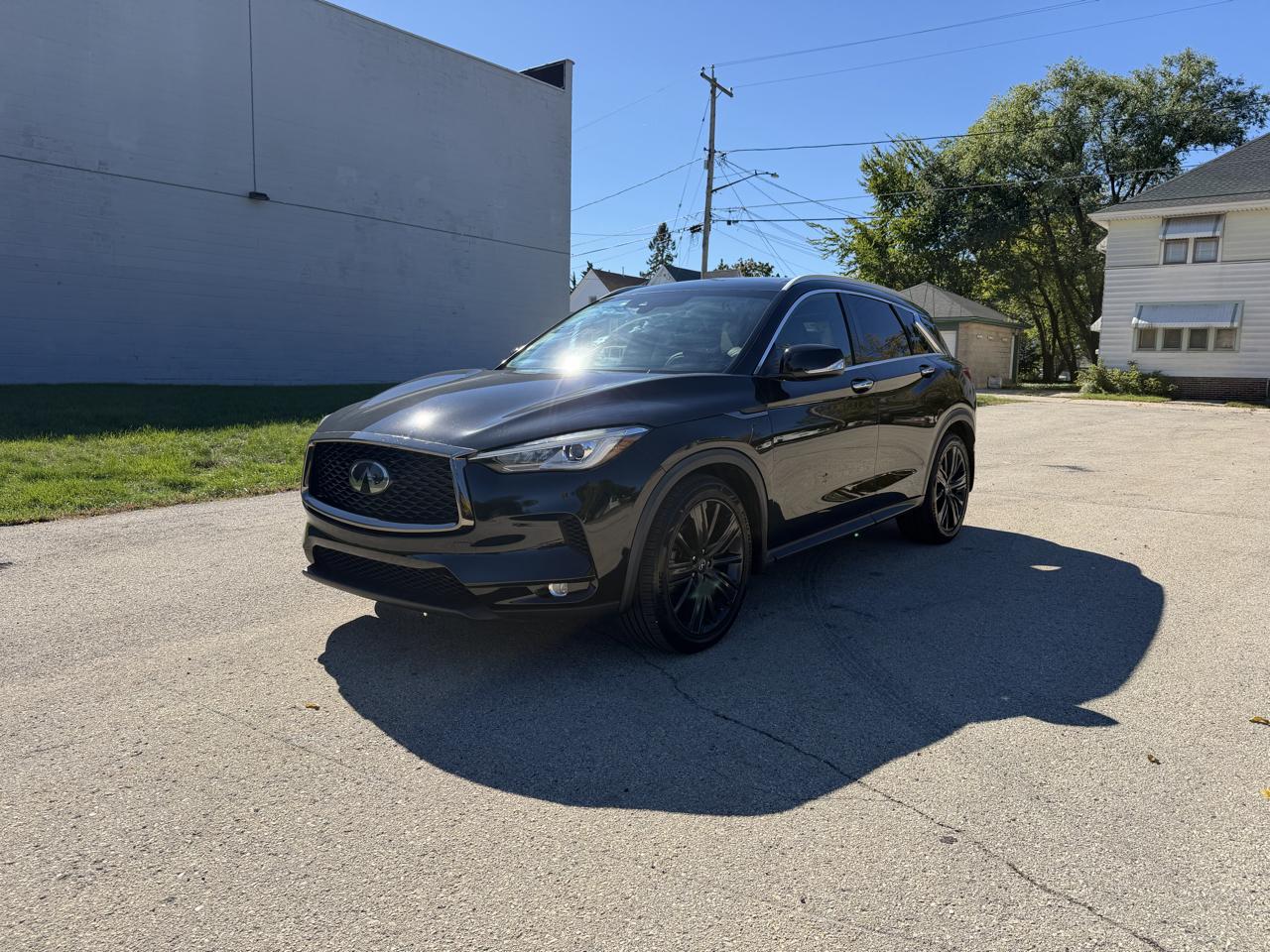 Infiniti QX50 LUXE AWD 2021