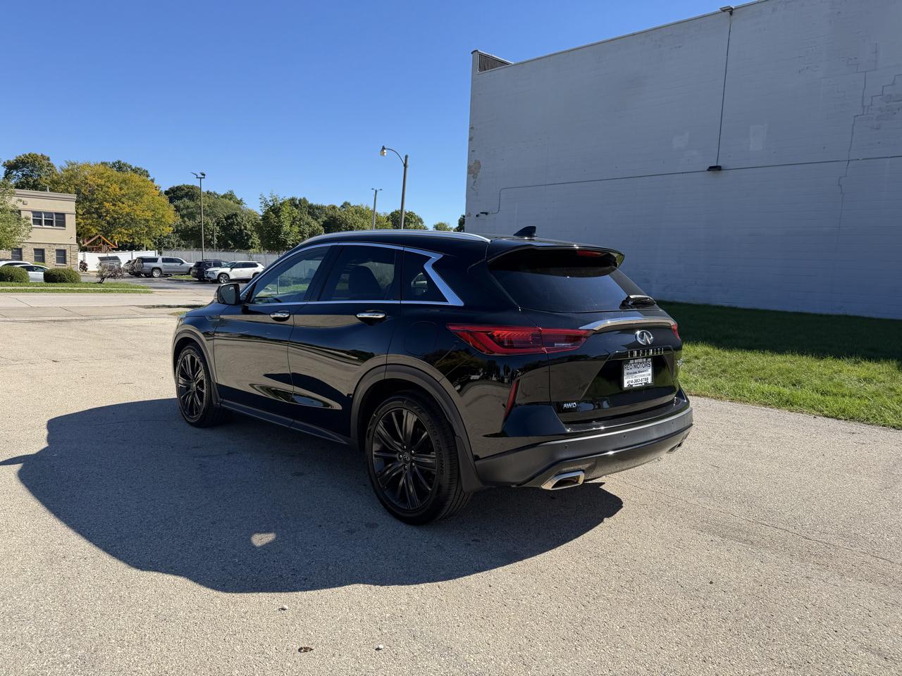 Infiniti QX50 LUXE AWD 2021