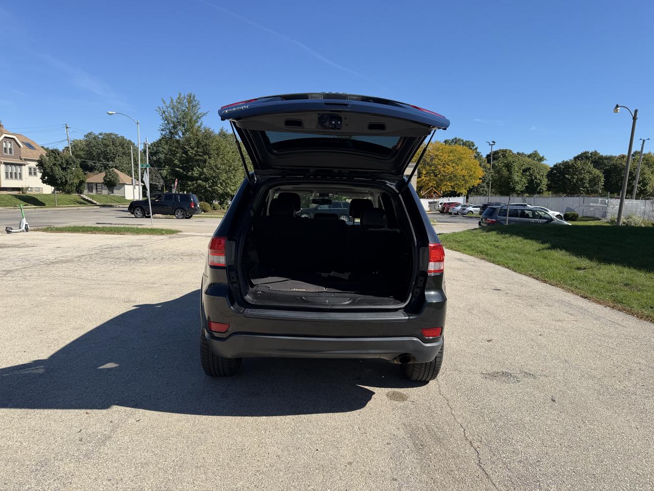 Jeep Grand Cherokee Laredo 4WD 2012