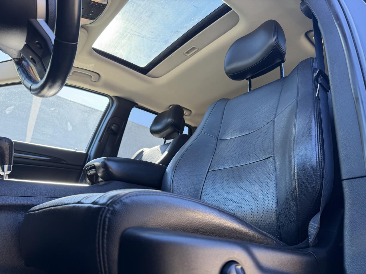 Jeep Grand Cherokee Laredo 4WD 2012