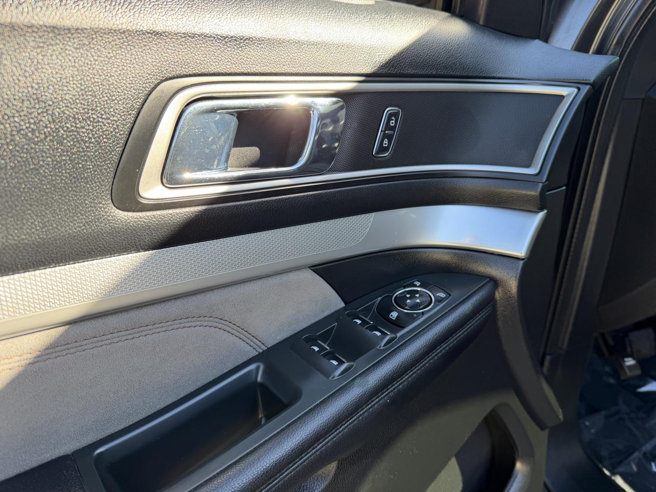 Ford Explorer XLT 4WD 2017