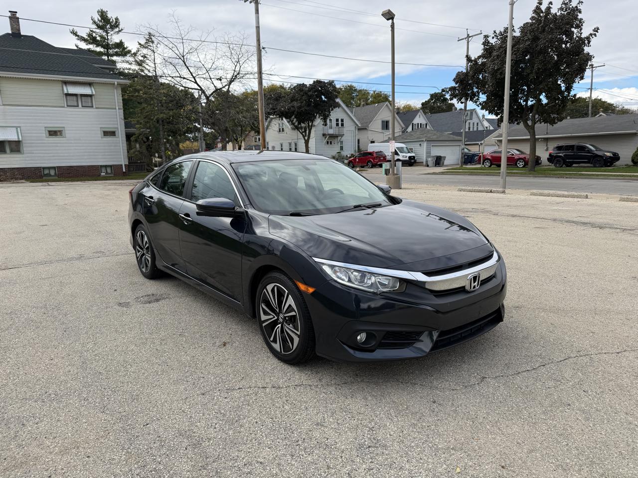 Honda Civic EX-T Sedan 6M 2018