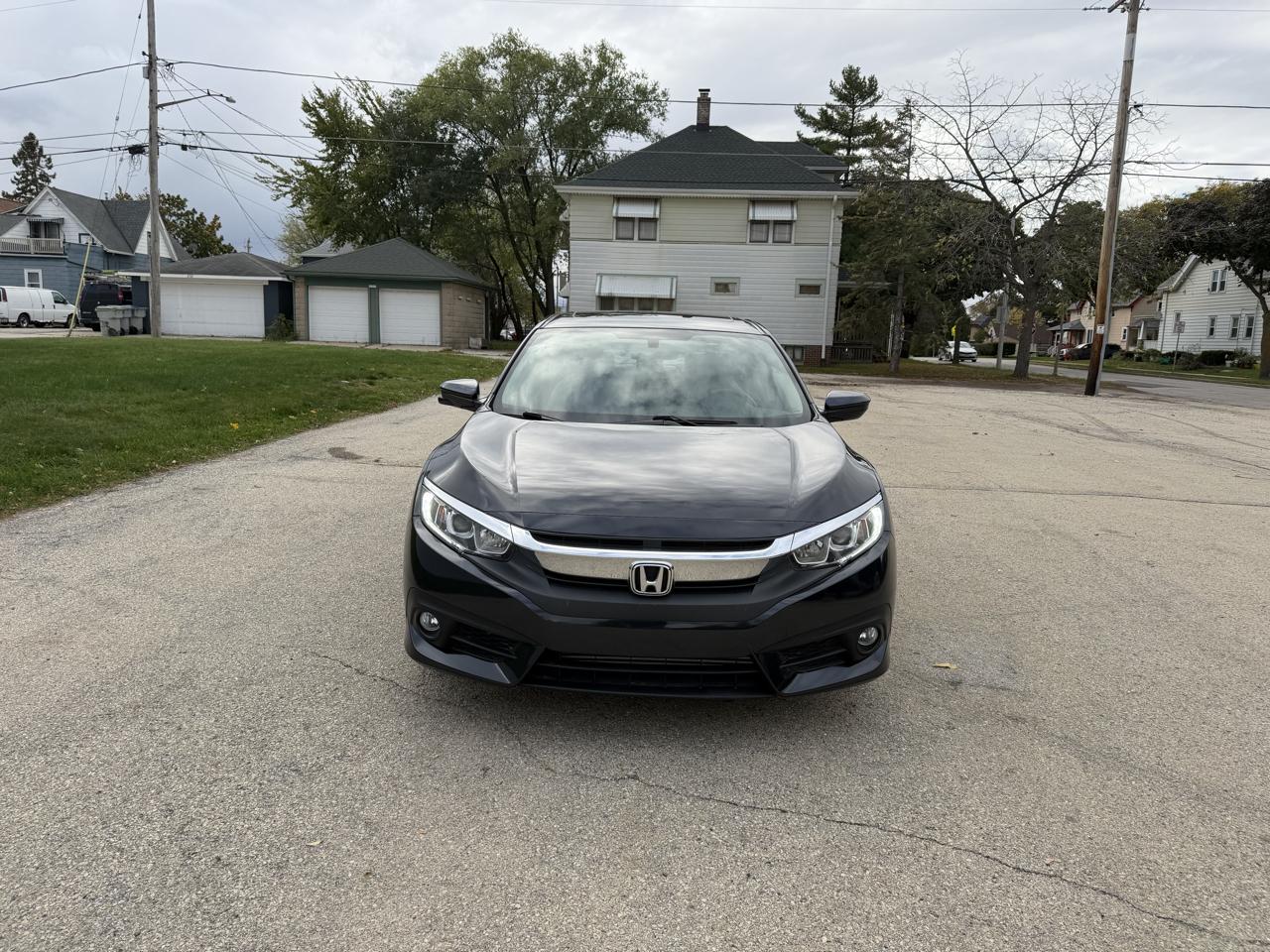 Honda Civic EX-T Sedan 6M 2018