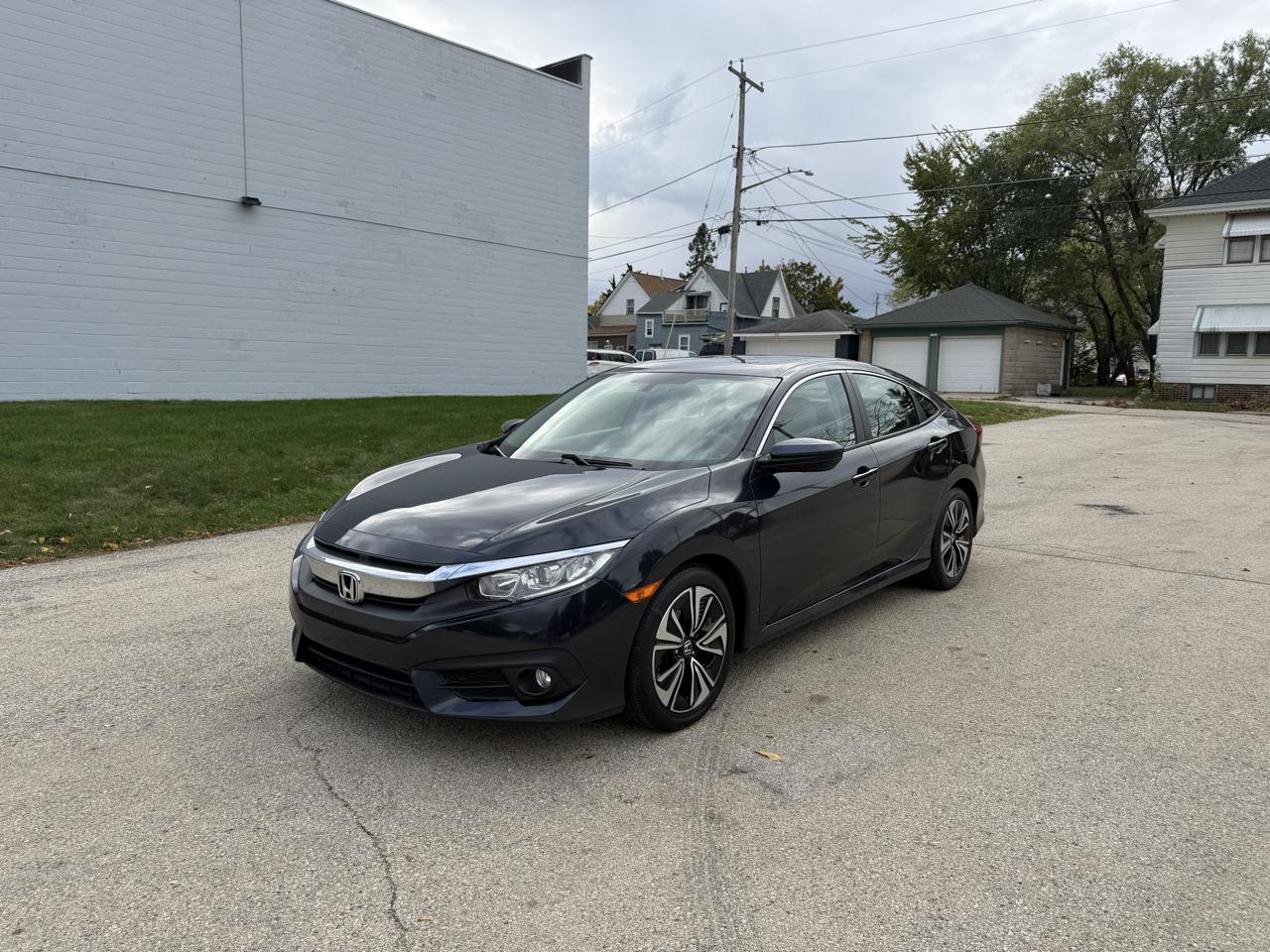 Honda Civic EX-T Sedan 6M 2018