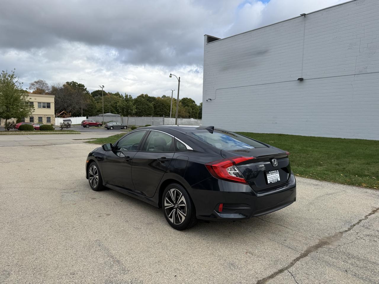 Honda Civic EX-T Sedan 6M 2018
