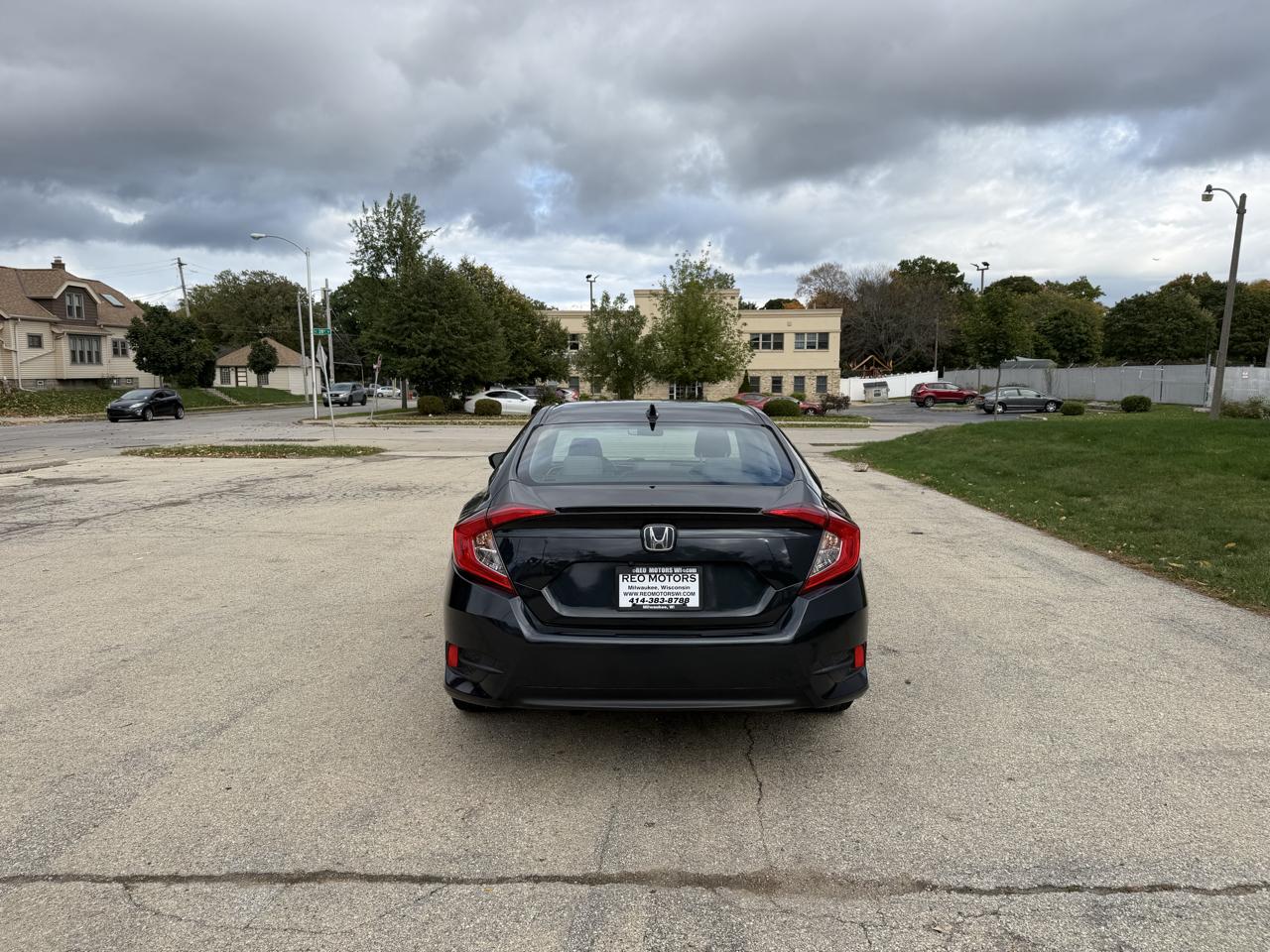 Honda Civic EX-T Sedan 6M 2018