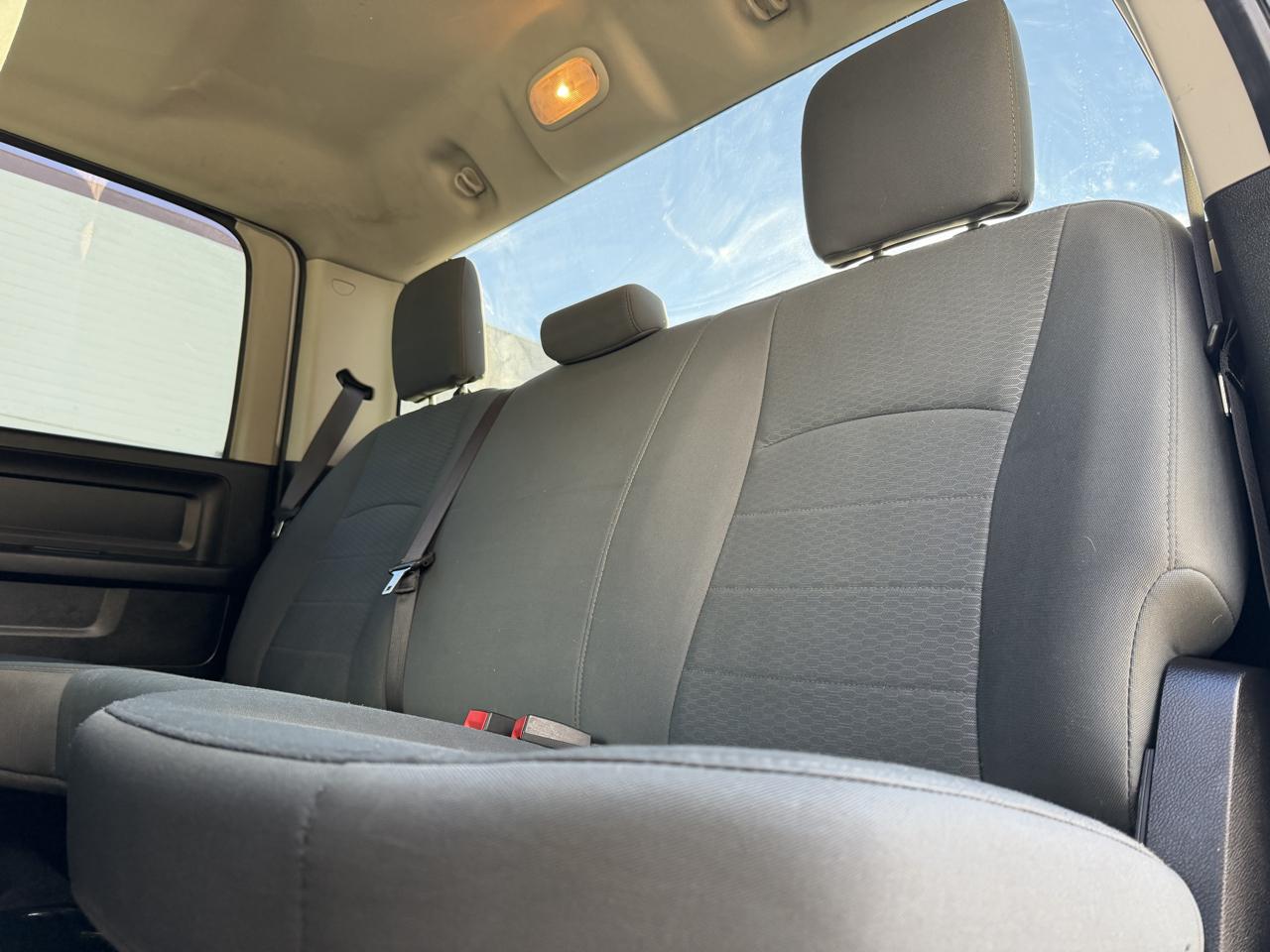 RAM 1500 Tradesman Crew Cab SWB 4WD 2016