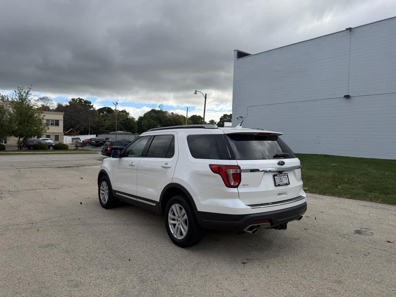 Ford Explorer XLT 4WD 2018