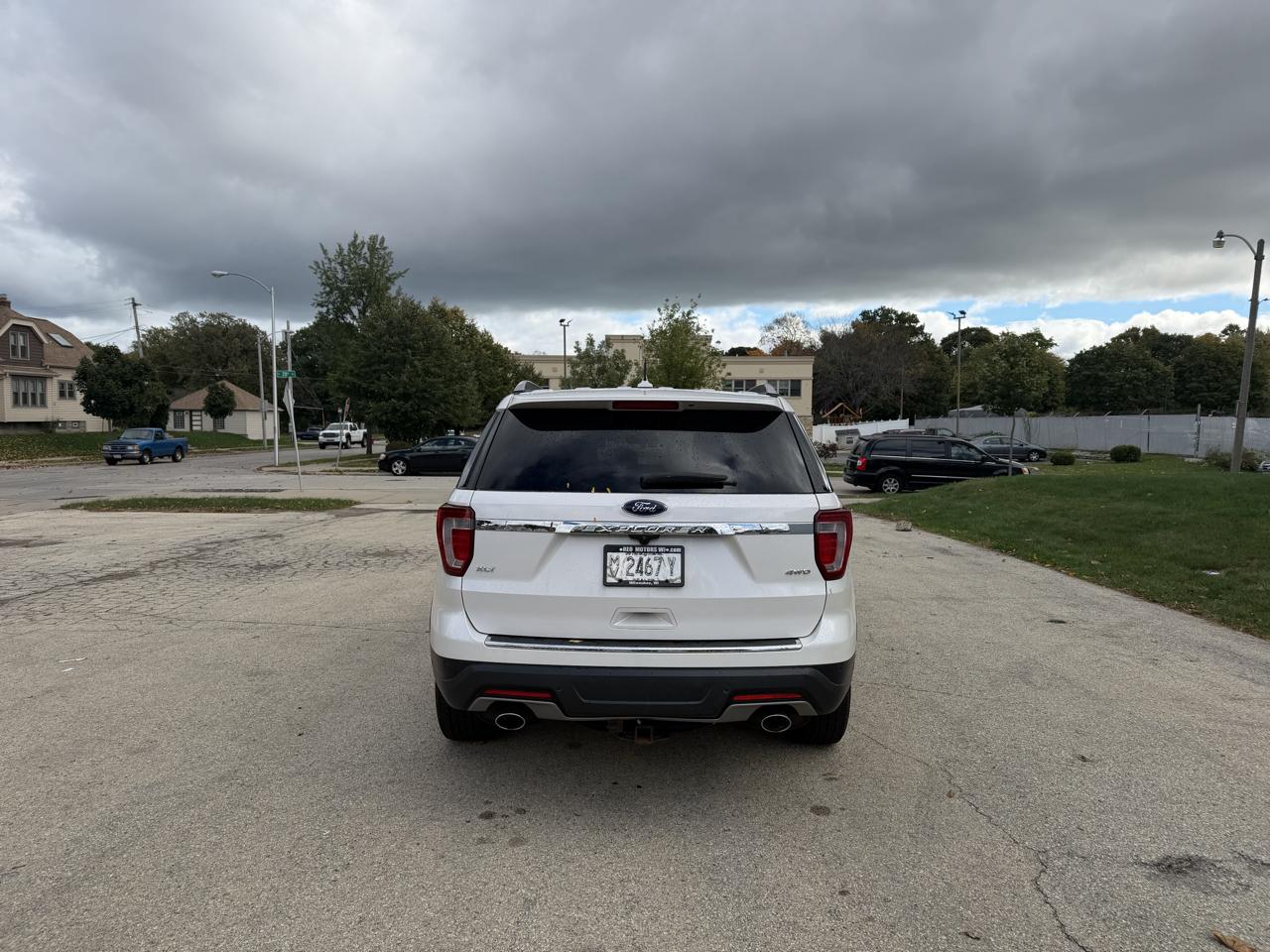Ford Explorer XLT 4WD 2018