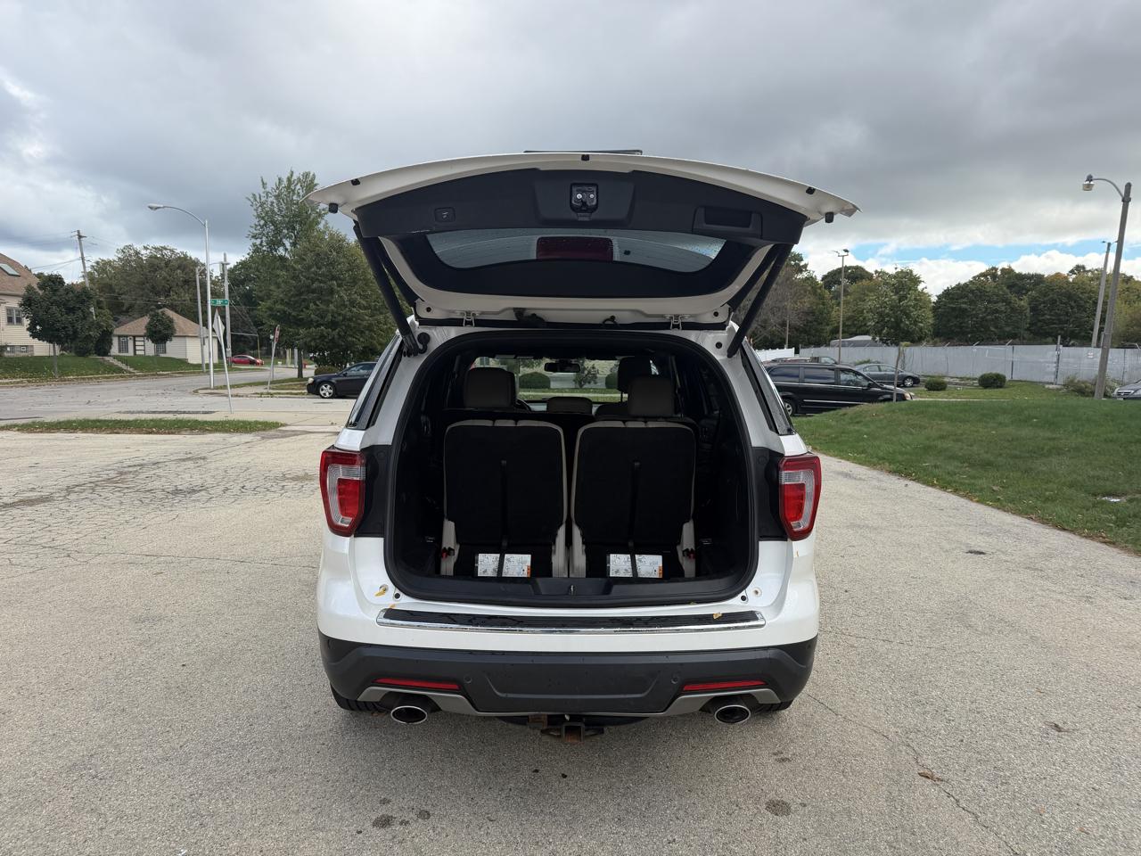 Ford Explorer XLT 4WD 2018