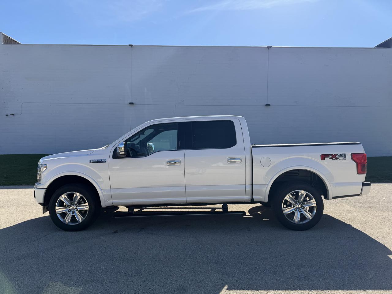 Ford F-150 Platinum SuperCrew 5.5-ft. Bed 4WD 2019