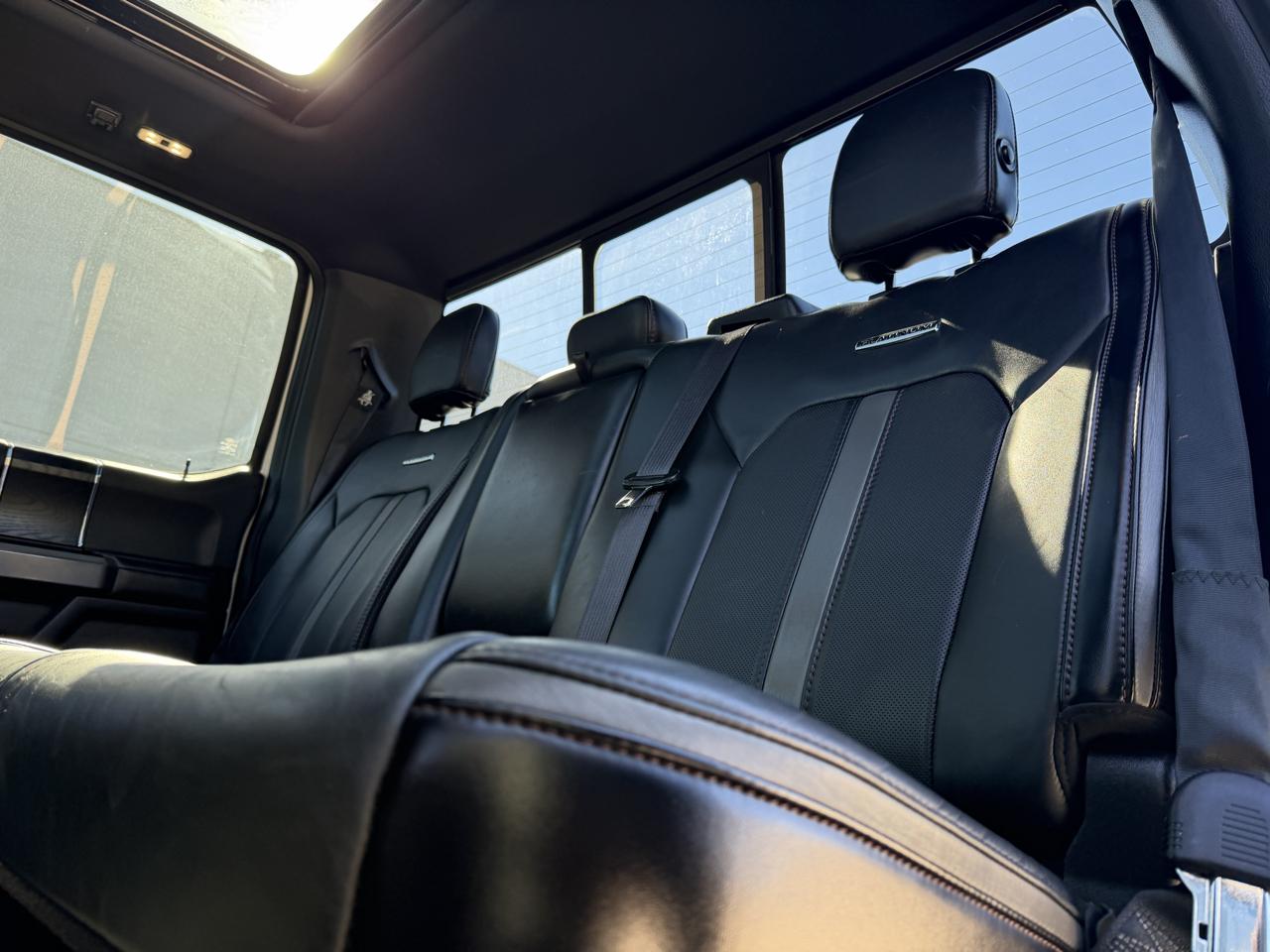 Ford F-150 Platinum SuperCrew 5.5-ft. Bed 4WD 2019