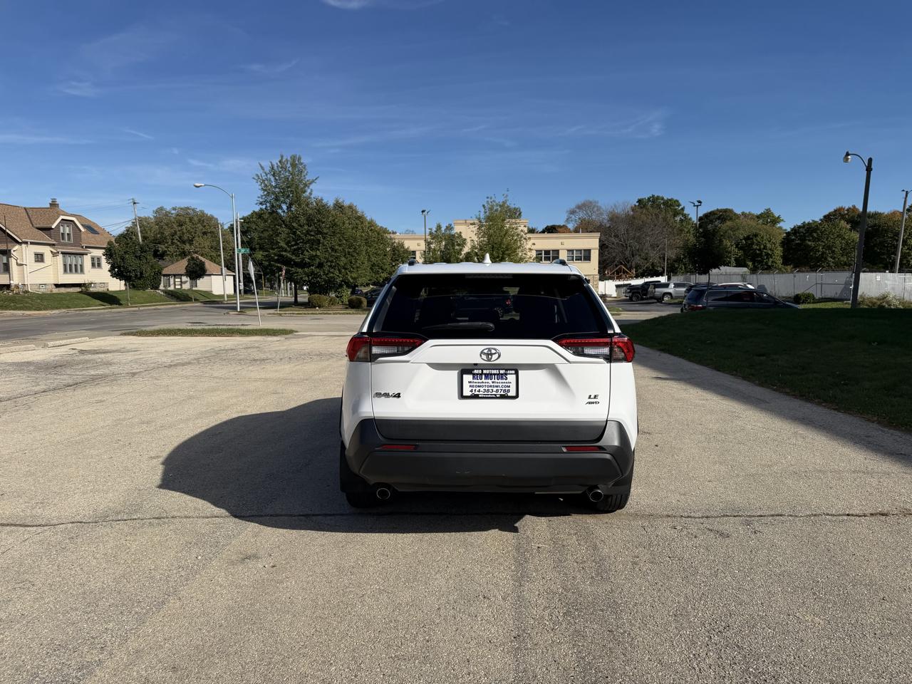 Toyota RAV4 LE AWD 2021