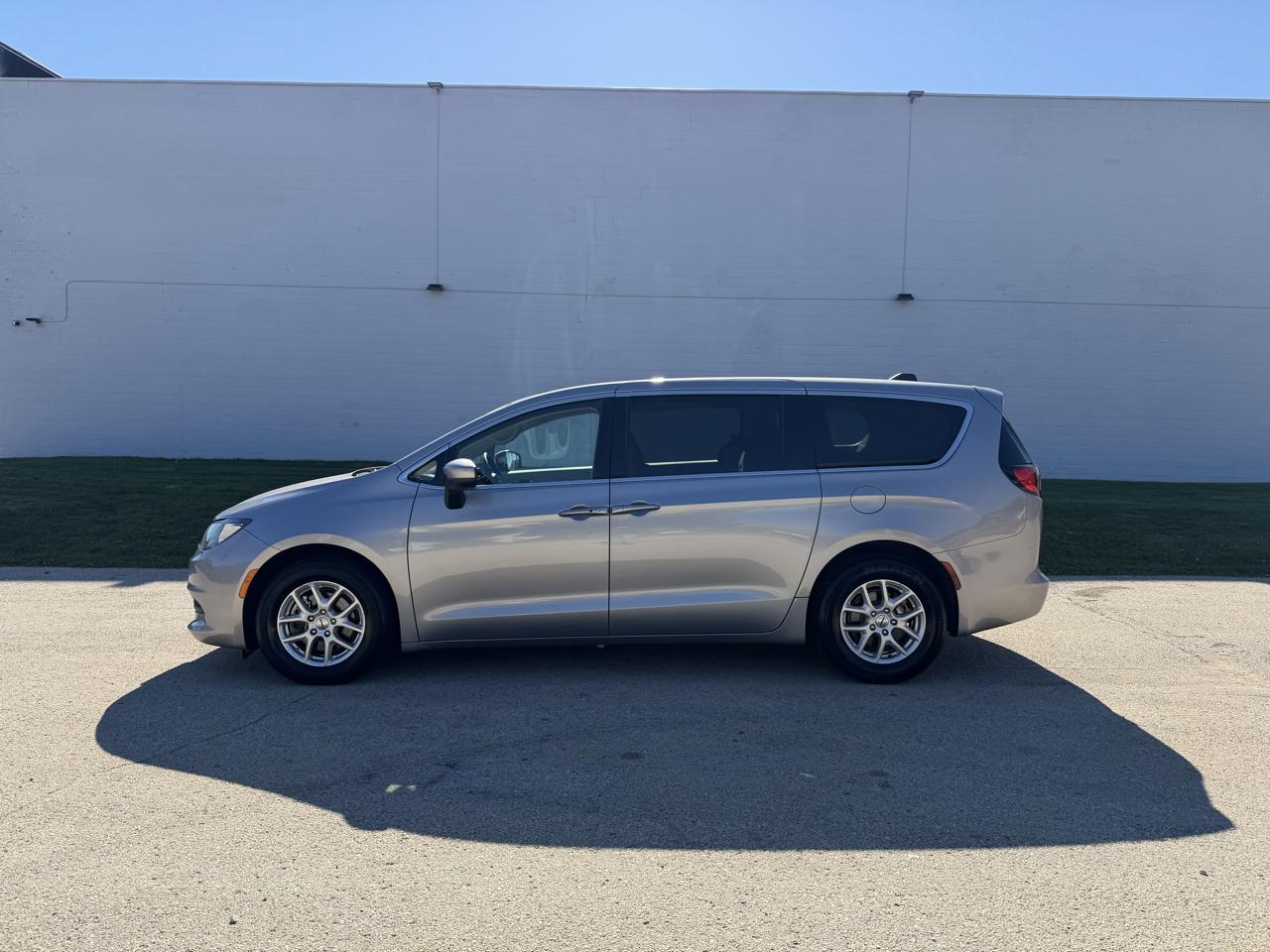 Chrysler Voyager LX 2021