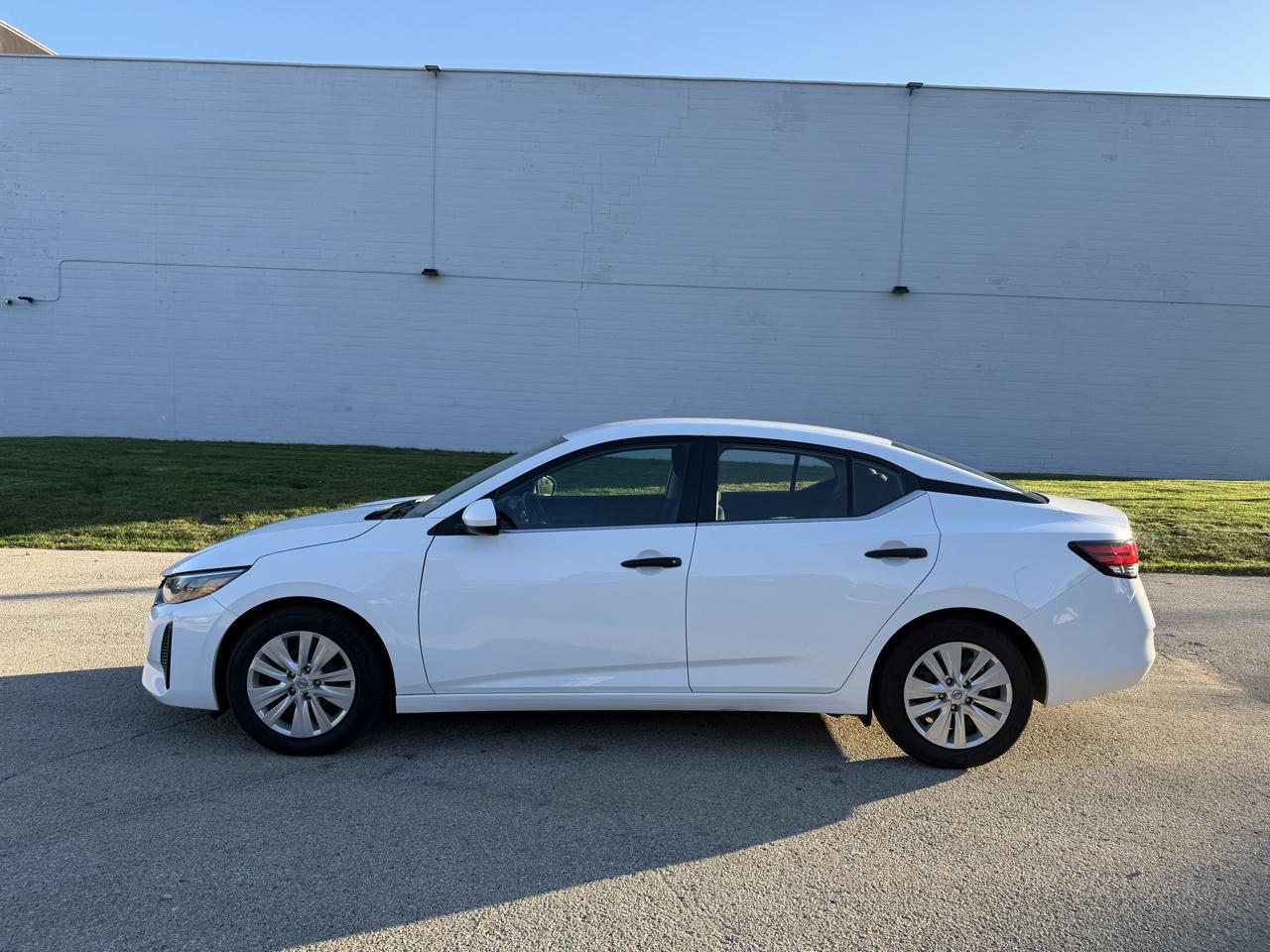 Nissan Sentra S 2024