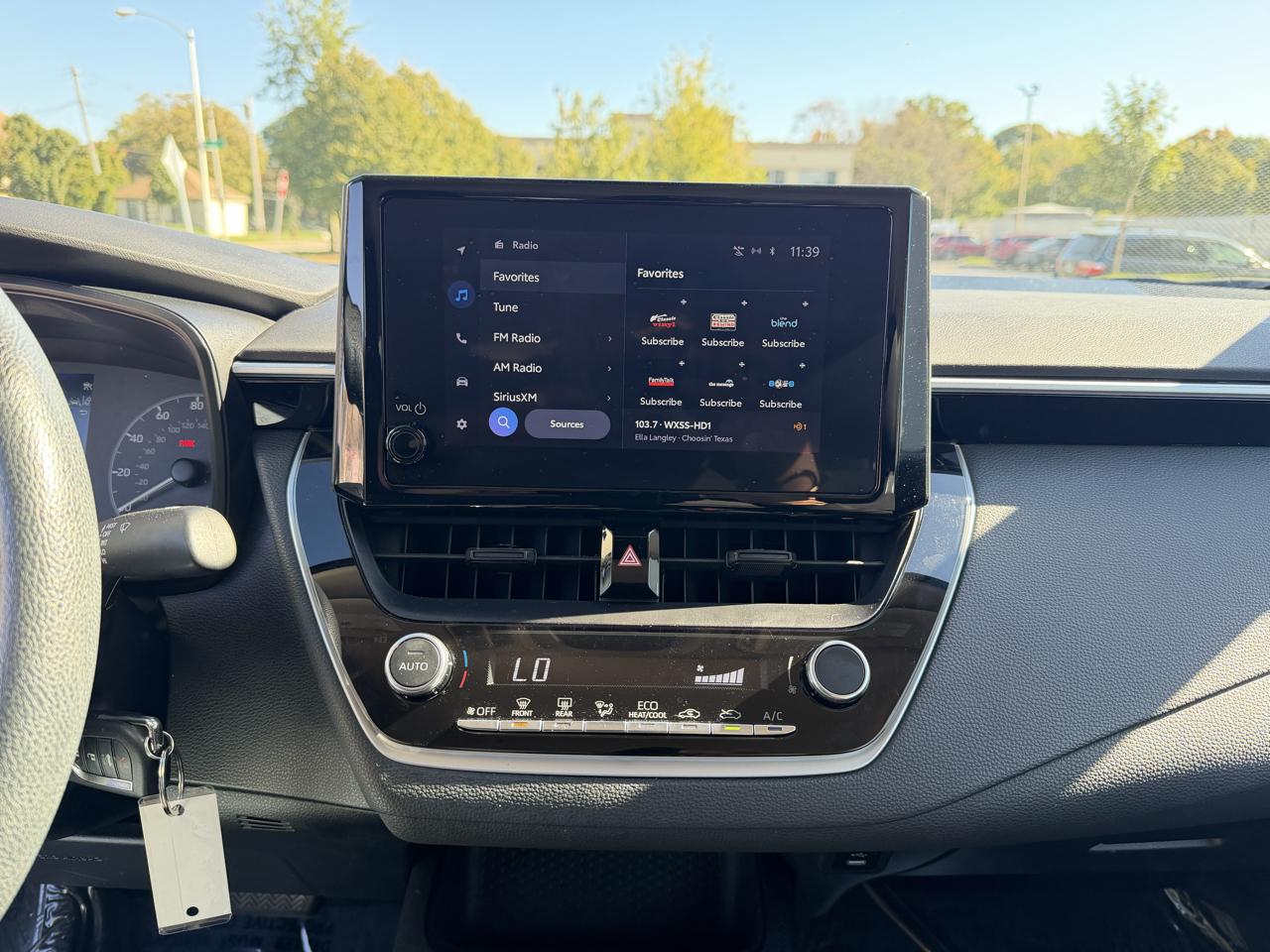 Toyota Corolla LE 2023
