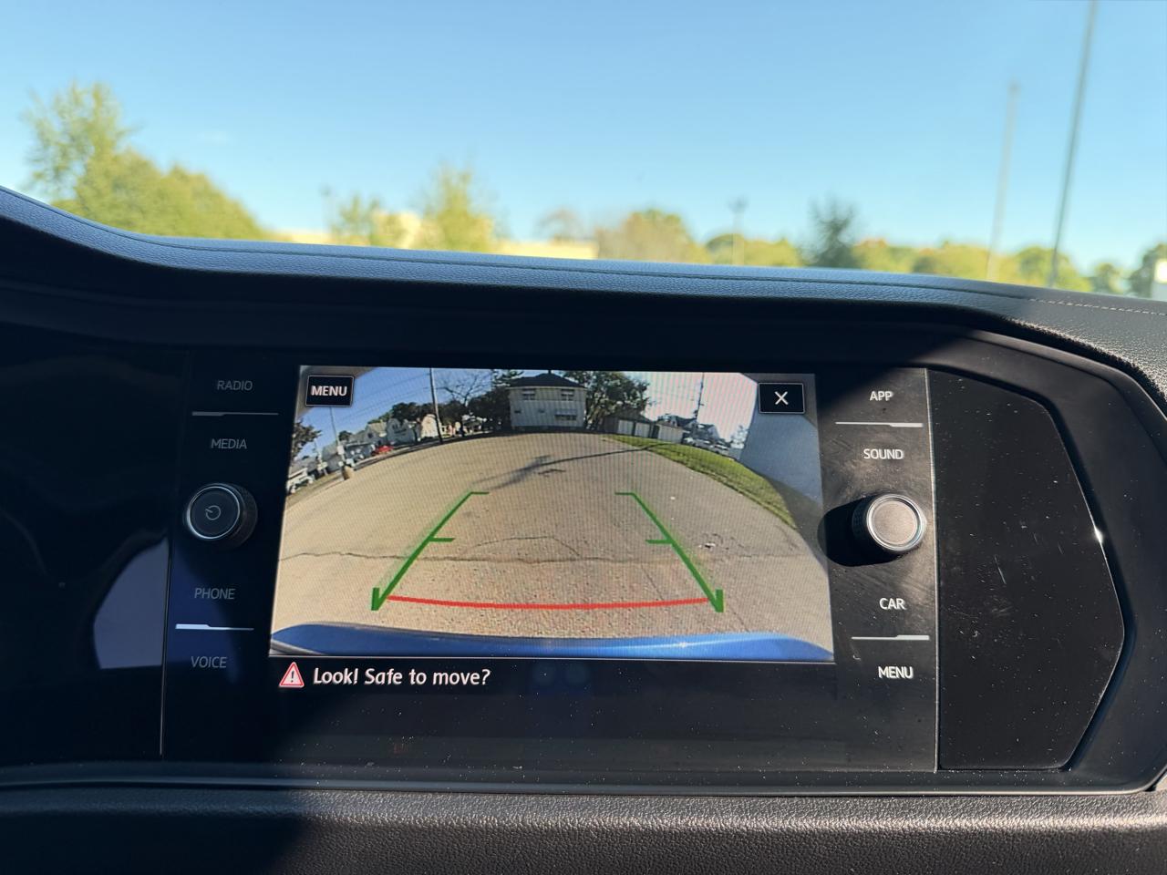 Volkswagen Jetta 1.4T SEL 8A 2019
