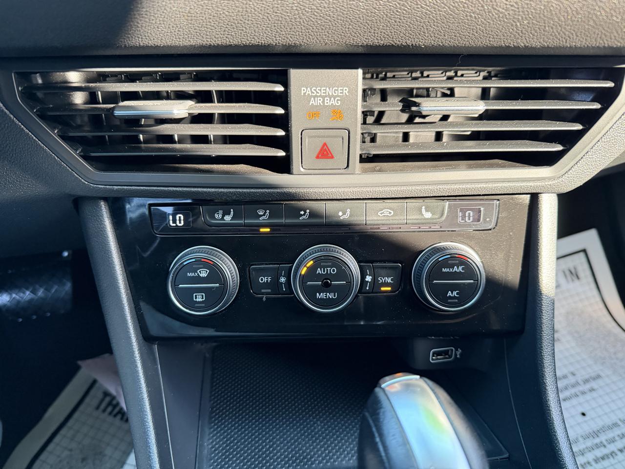 Volkswagen Jetta 1.4T SEL 8A 2019