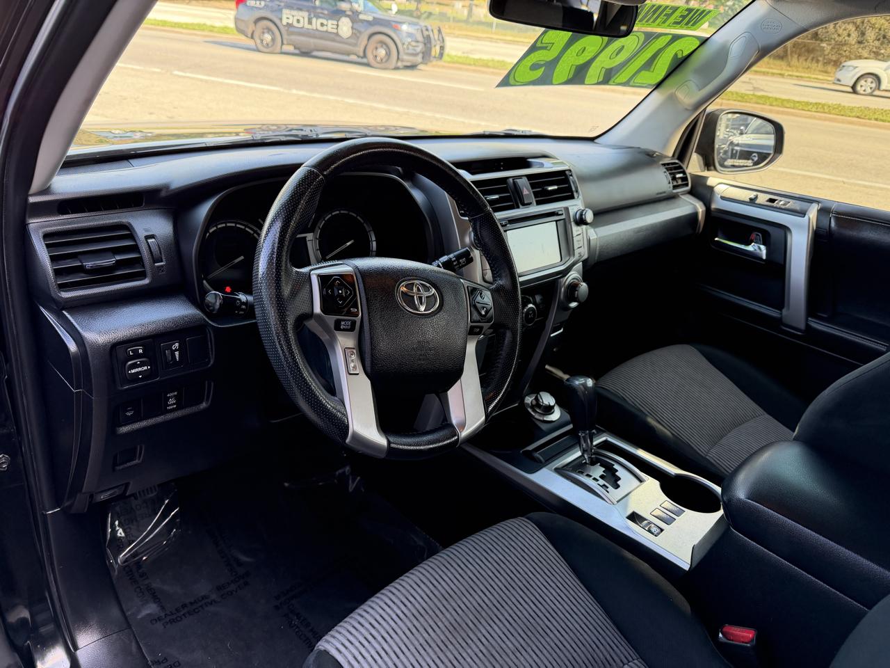 Toyota 4Runner SR5 4WD 2016