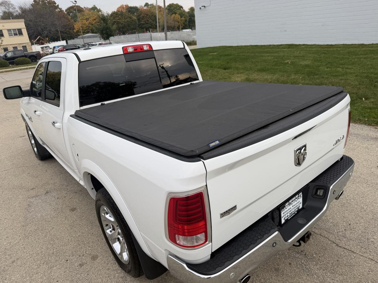RAM 1500 Laramie Crew Cab SWB 4WD 2017