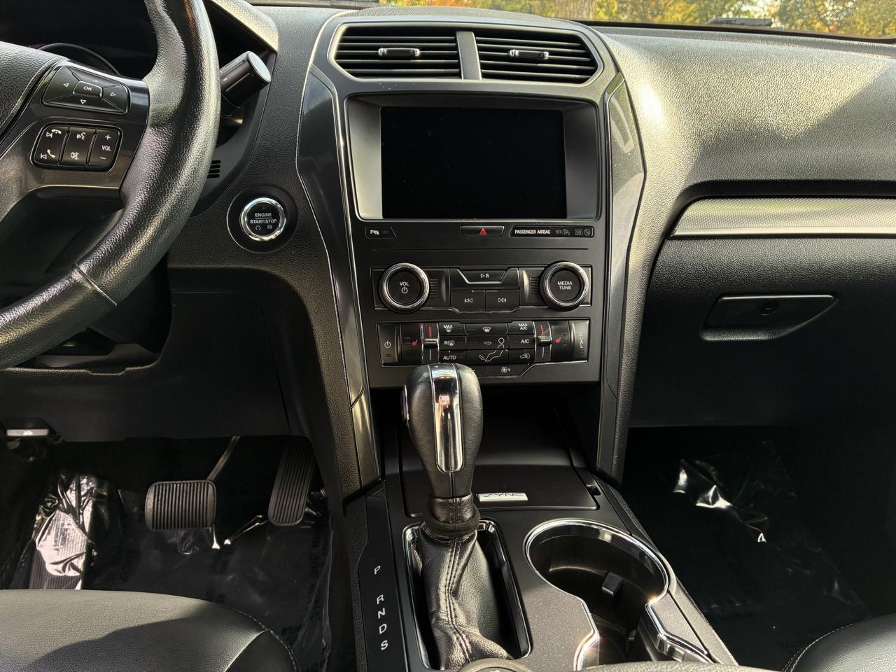 Ford Explorer XLT 2019