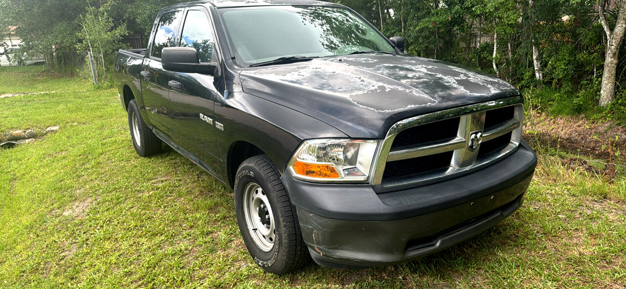 RAM 1500 4WD Crew Cab 140.5" ST 2010 RAM 1500 4WD Crew Cab 140.5" ST 2010