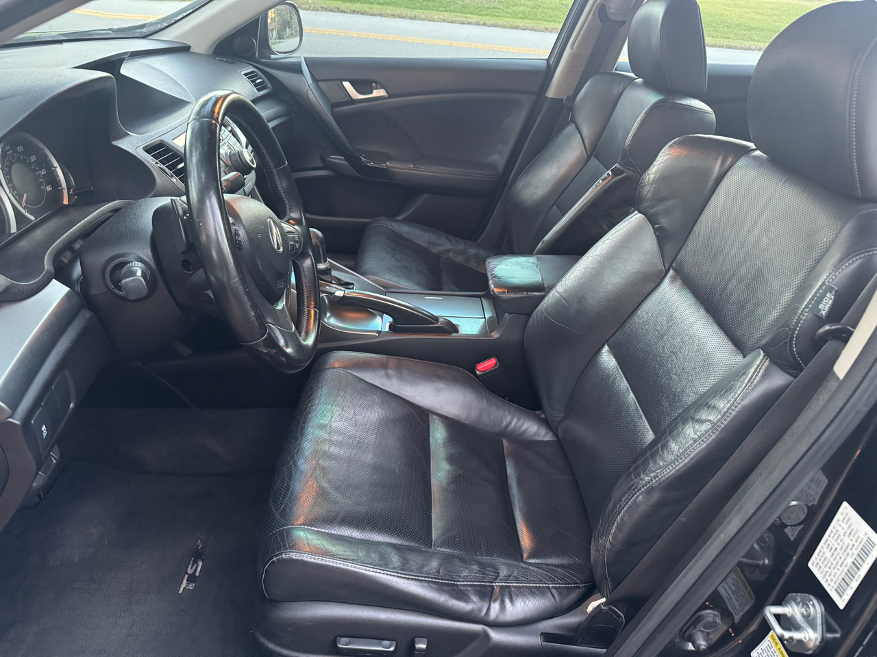 Acura TSX 5-speed AT 2012