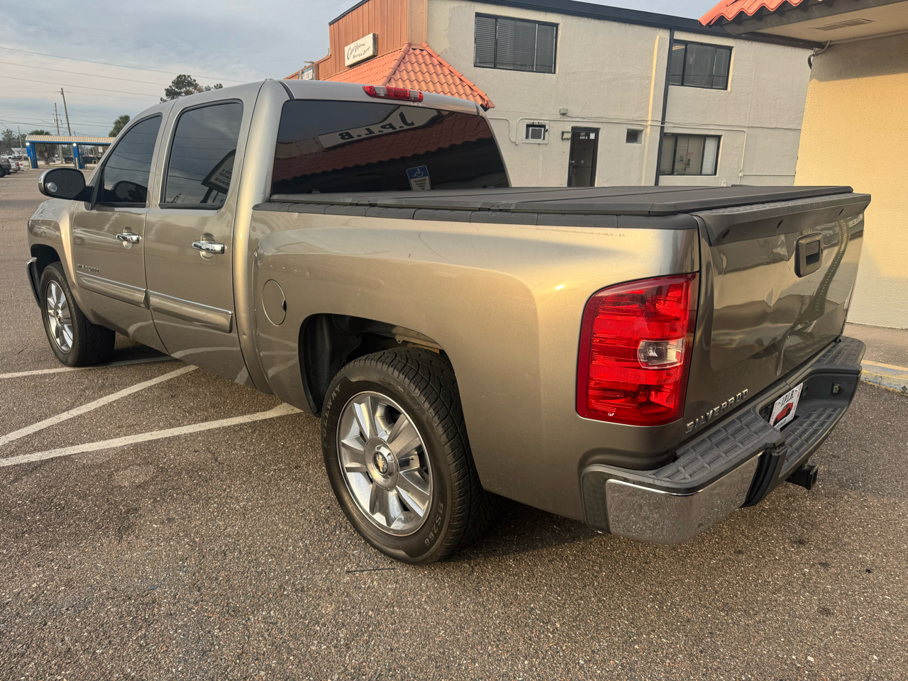 Chevrolet Silverado 1500 1LT Crew Cab 2WD 2013