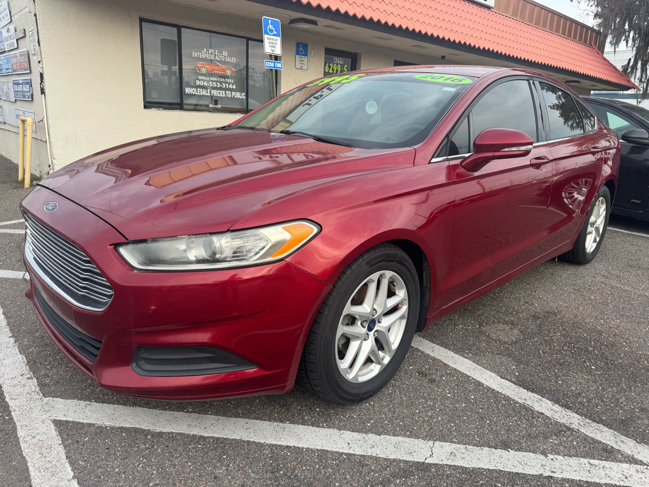 Ford Fusion SE 2016