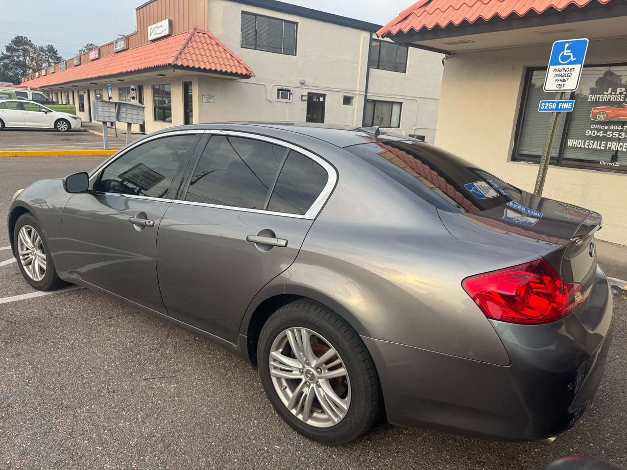 Infiniti G Sedan 37x AWD 2012