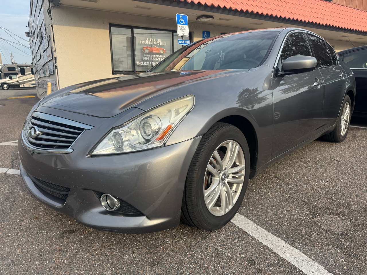 Infiniti G Sedan 37x AWD 2012