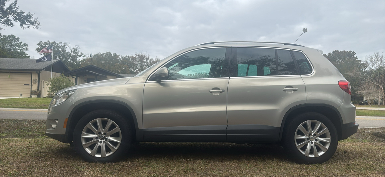 Volkswagen Tiguan SEL 2009