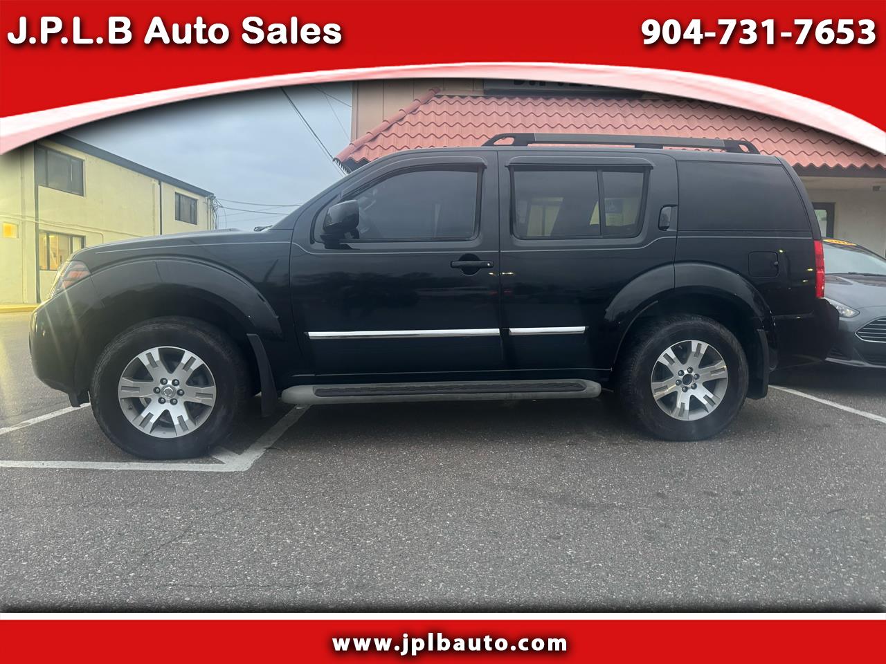 2011 Nissan Pathfinder LE 2WD